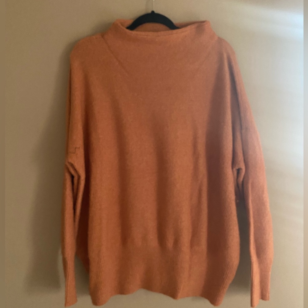2X Ava and Viv Coral Sweater